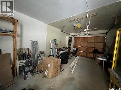 310 5Th Avenue, Cudworth, SK - Indoor Photo Showing Garage