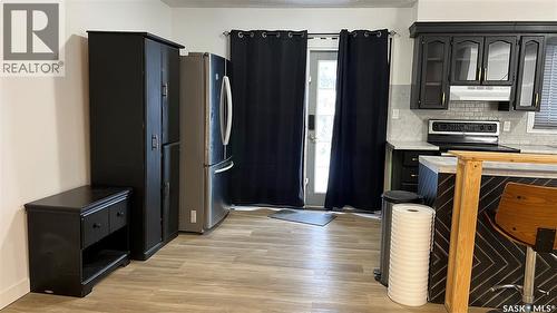 310 5Th Avenue, Cudworth, SK - Indoor