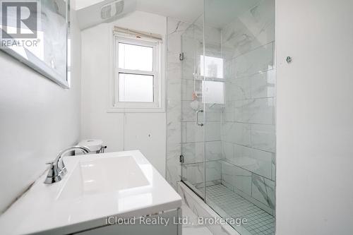 8 Chandler Drive, Toronto, ON - Indoor Photo Showing Bathroom