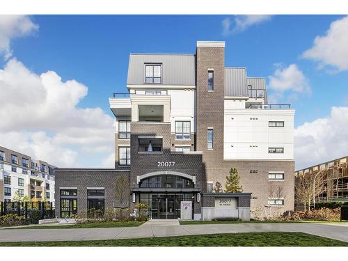 305 20077 84 Avenue, Langley, BC -  With Facade