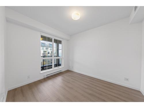 305 20077 84 Avenue, Langley, BC - Indoor Photo Showing Other Room