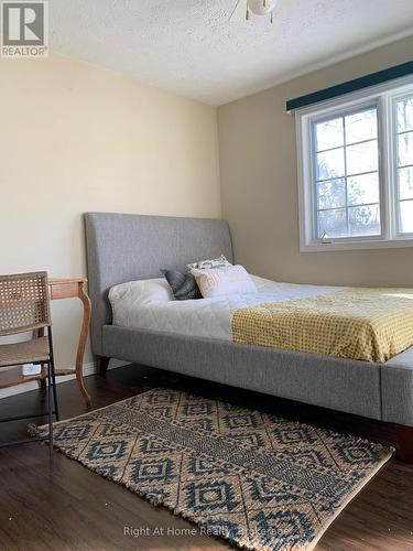 65 Slalom Gate Road, Collingwood, ON - Indoor Photo Showing Bedroom