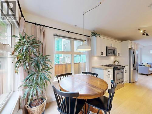 101 1672 E Pender Street, Vancouver, BC - Indoor