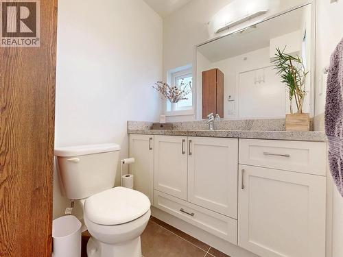 101 1672 E Pender Street, Vancouver, BC - Indoor Photo Showing Bathroom