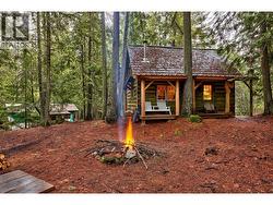 6057 Line 17 Road  Magna Bay, BC V0E 1M7