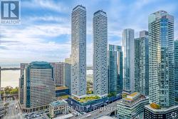6906 - 100 HARBOUR STREET  Toronto, ON M5J 2T5