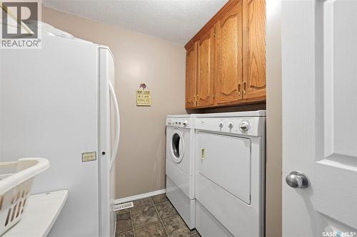 809 St Joseph Avenue, Bruno, SK - Indoor Photo Showing Laundry Room