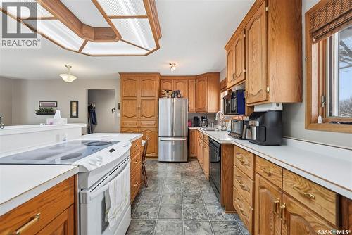809 St Joseph Avenue, Bruno, SK - Indoor Photo Showing Kitchen