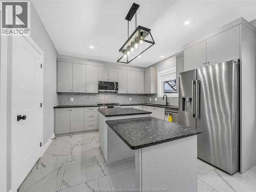 298 George Unit# 3, Amherstburg, ON - Indoor Photo Showing Kitchen With Upgraded Kitchen