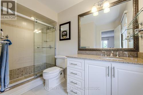 112 Strathearn Avenue, Richmond Hill, ON - Indoor Photo Showing Bathroom