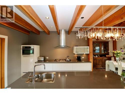 1529 Quartz Crescent, Golden, BC - Indoor Photo Showing Kitchen With Double Sink