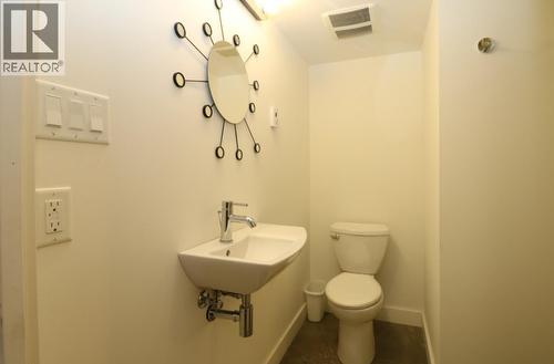 1529 Quartz Crescent, Golden, BC - Indoor Photo Showing Bathroom