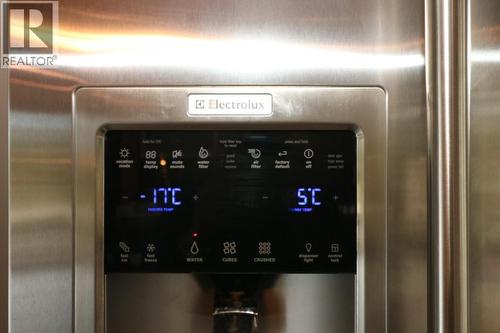 1529 Quartz Crescent, Golden, BC - Indoor Photo Showing Other Room