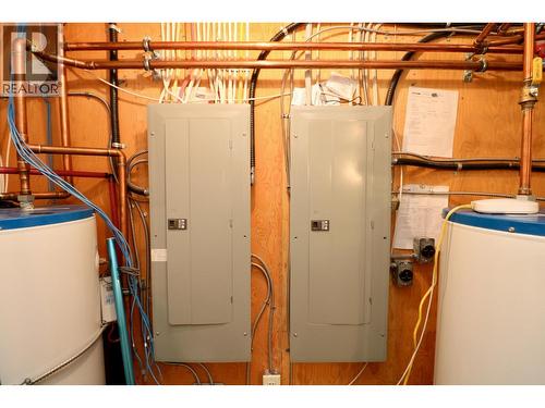 1529 Quartz Crescent, Golden, BC - Indoor Photo Showing Basement