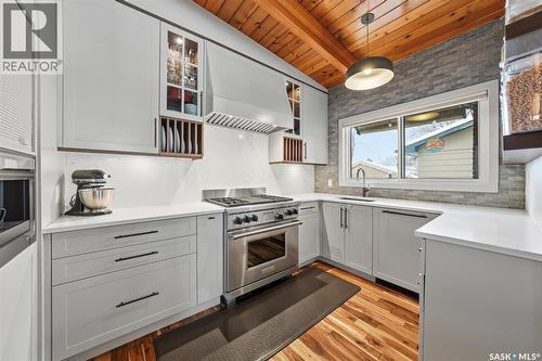 14 Yale Crescent, Saskatoon, SK - Indoor Photo Showing Kitchen With Upgraded Kitchen