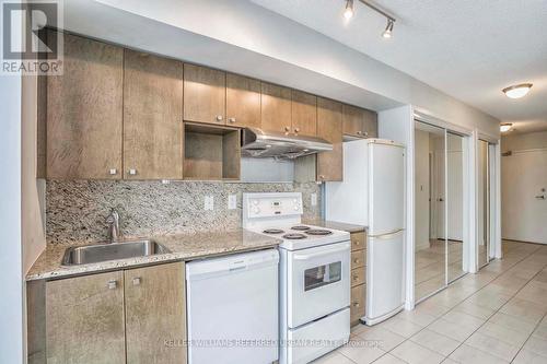 3616 - 11 Brunel Court, Toronto, ON - Indoor Photo Showing Kitchen