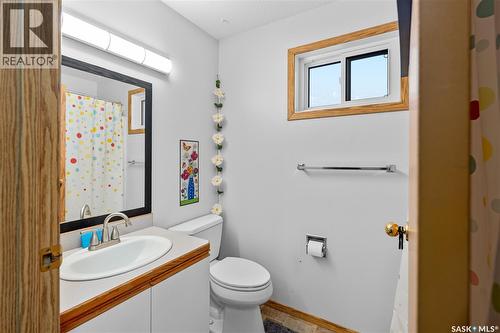 214-A Grant Street, Saskatoon, SK - Indoor Photo Showing Bathroom