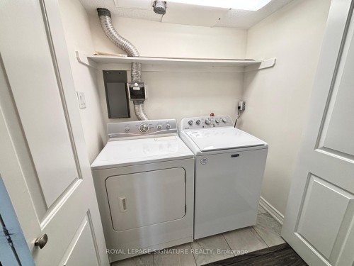 2007-812 Burnhamthorpe Road, Toronto, ON - Indoor Photo Showing Other Room With In Ground Pool