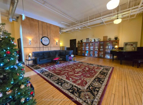 202-200 Stinson Street, Hamilton, ON - Indoor