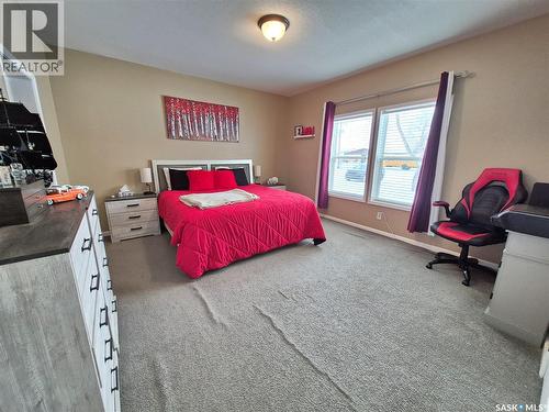 202 Saskatchewan Avenue, Pangman, SK - Indoor Photo Showing Bedroom