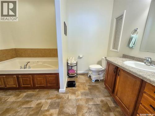 202 Saskatchewan Avenue, Pangman, SK - Indoor Photo Showing Bathroom