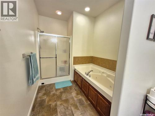 202 Saskatchewan Avenue, Pangman, SK - Indoor Photo Showing Bathroom