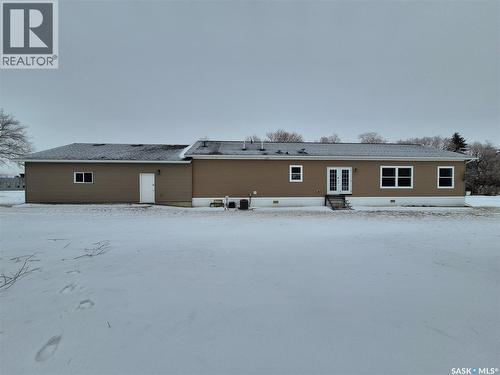 202 Saskatchewan Avenue, Pangman, SK - Outdoor