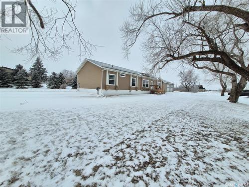 202 Saskatchewan Avenue, Pangman, SK - Outdoor