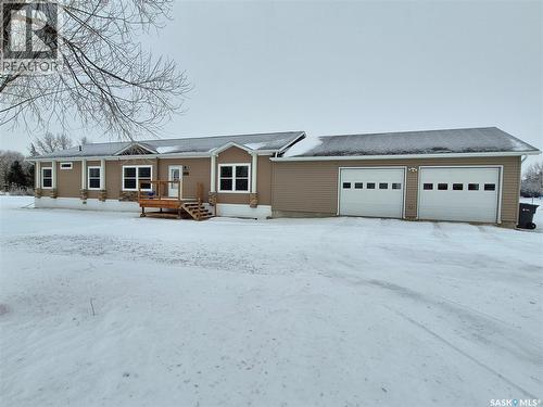 202 Saskatchewan Avenue, Pangman, SK - Outdoor