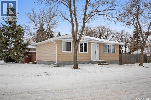 11 Denny Crescent, Regina, SK - Outdoor