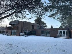 MAIN AND UPPER - 17 FAIRWAY HEIGHTS CRESCENT  Markham, ON L3T 1K1