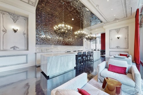 4409-197 Yonge Street, Toronto, ON - Indoor Photo Showing Other Room