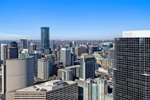 4409-197 Yonge Street, Toronto, ON - Outdoor