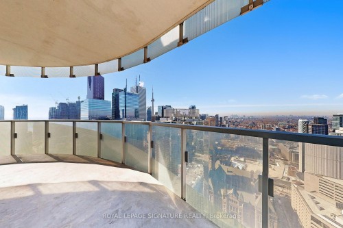 4409-197 Yonge Street, Toronto, ON - Outdoor With View With Exterior