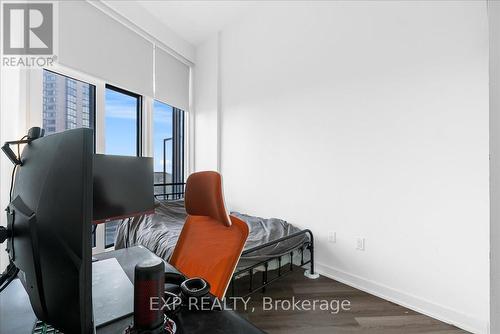 614 - 3883 Quartz Road, Mississauga, ON - Indoor