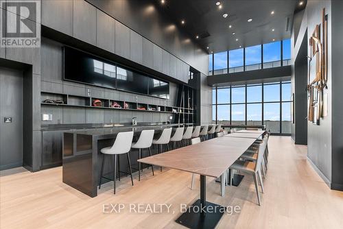 614 - 3883 Quartz Road, Mississauga, ON - Indoor Photo Showing Dining Room