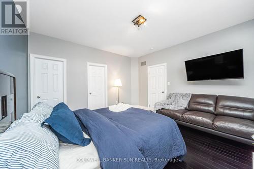 58 Copeland Crescent, Innisfil, ON - Indoor Photo Showing Bedroom