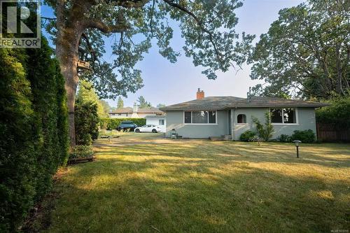 3956 Cedar Hill Cross Rd  Saanich, BC V8P 2N7