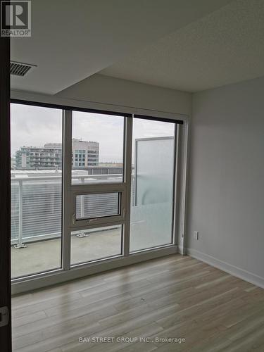 1616 - 17 Bathurst Street, Toronto, ON - Indoor Photo Showing Other Room