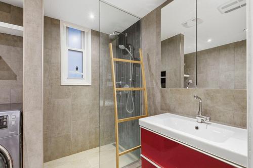 Bathroom - 809 Av. Dollard, Montréal (Outremont), QC - Indoor Photo Showing Bathroom