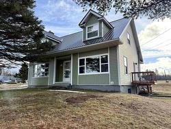 1042 6 Highway  Warren, NS B4Y 3Y2