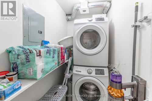 #203 - 4 Dayspring Circle, Brampton, ON - Indoor Photo Showing Laundry Room