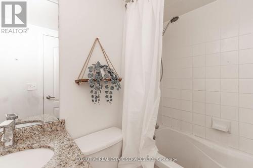 #203 - 4 Dayspring Circle, Brampton, ON - Indoor Photo Showing Bathroom