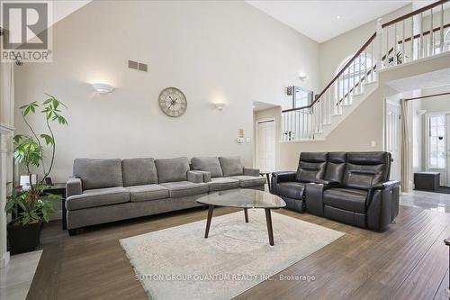 629 Burning Bush Road, Waterloo, ON - Indoor Photo Showing Living Room