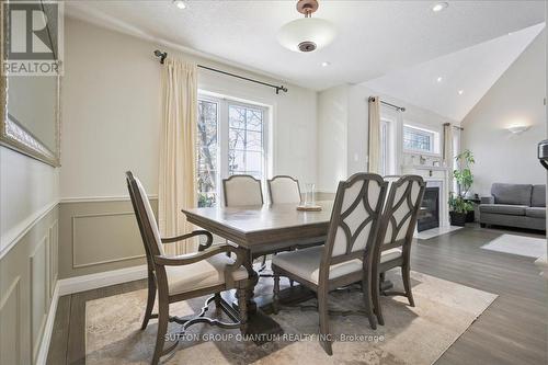 629 Burning Bush Road, Waterloo, ON - Indoor Photo Showing Dining Room