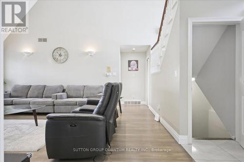 629 Burning Bush Road, Waterloo, ON - Indoor Photo Showing Living Room
