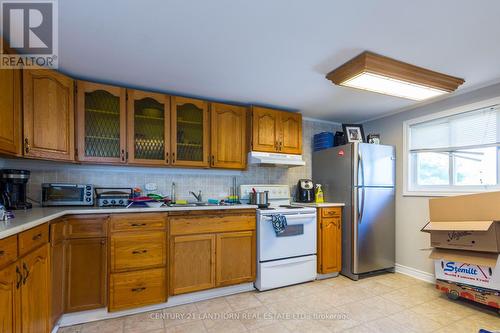 53 Crown Street, Quinte West (Trenton Ward), ON - Indoor Photo Showing Kitchen