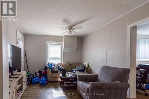 53 Crown Street, Quinte West (Trenton Ward), ON - Indoor
