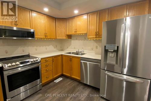 292 Temby Private, Ottawa, ON - Indoor Photo Showing Kitchen With Stainless Steel Kitchen With Double Sink