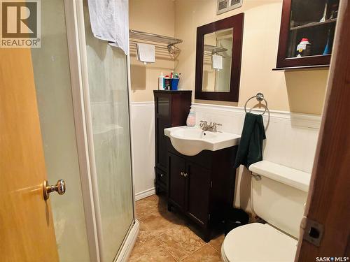 208 Forget Street, Stoughton, SK - Indoor Photo Showing Bathroom